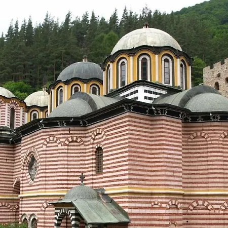 Апартаменты Pirin Place *